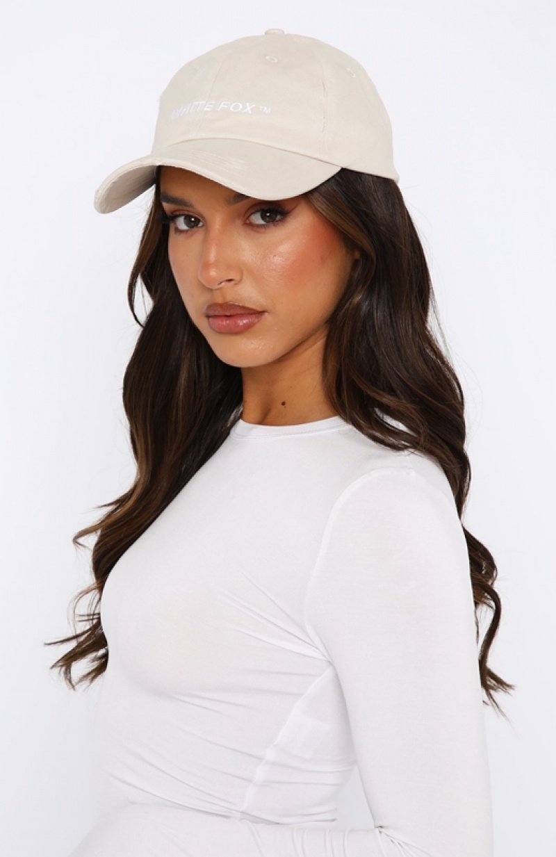 Beige White Fox Turn My Way Women's Hats | ZRFY-34021