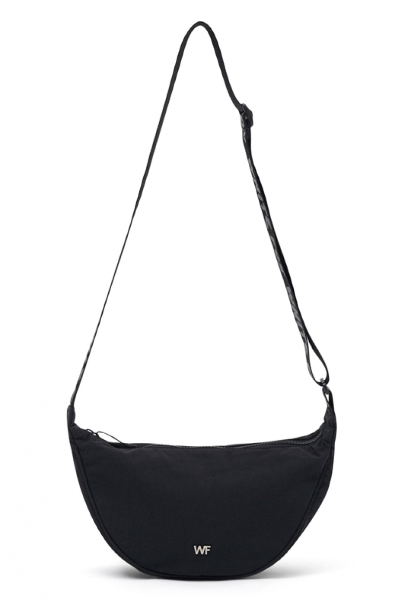 Black White Fox Bestie  Women's Crossbody Bag | OBJN-82349