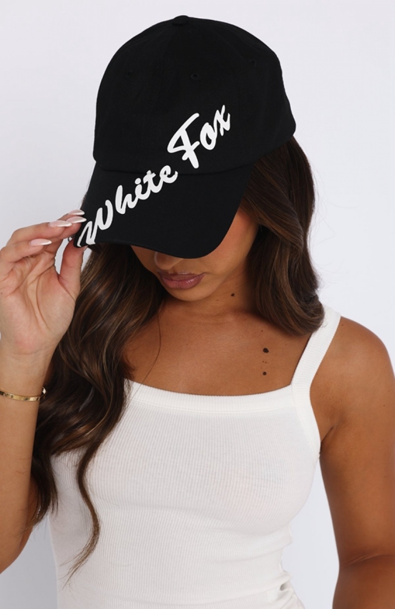 Black White Fox Deepest Desires Women's Hats | KZCD-27514