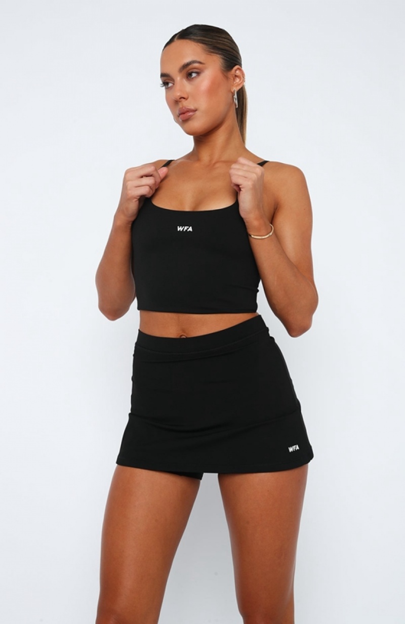 Black White Fox First Contender Crop Women's Sports Bra | NICE-39850