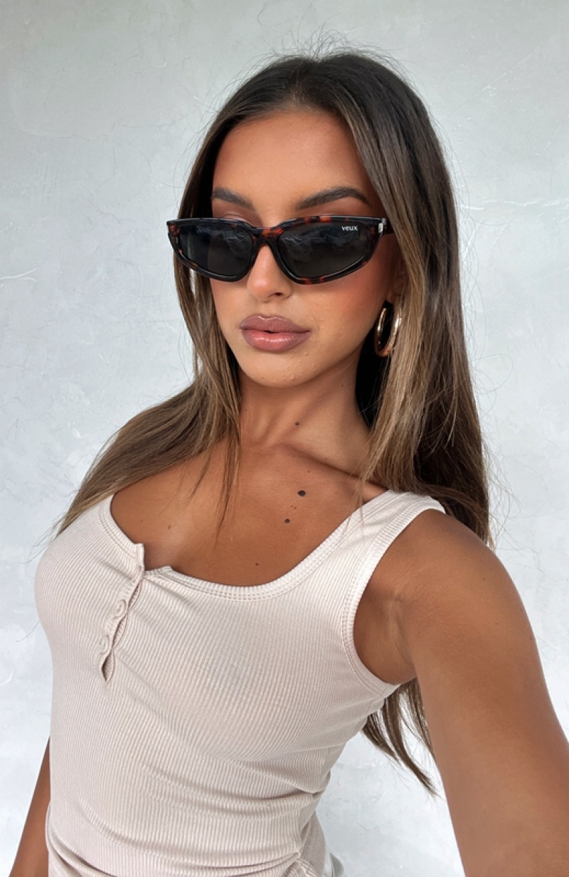 Black White Fox Sahara Women's Sunglasses | BACI-87153