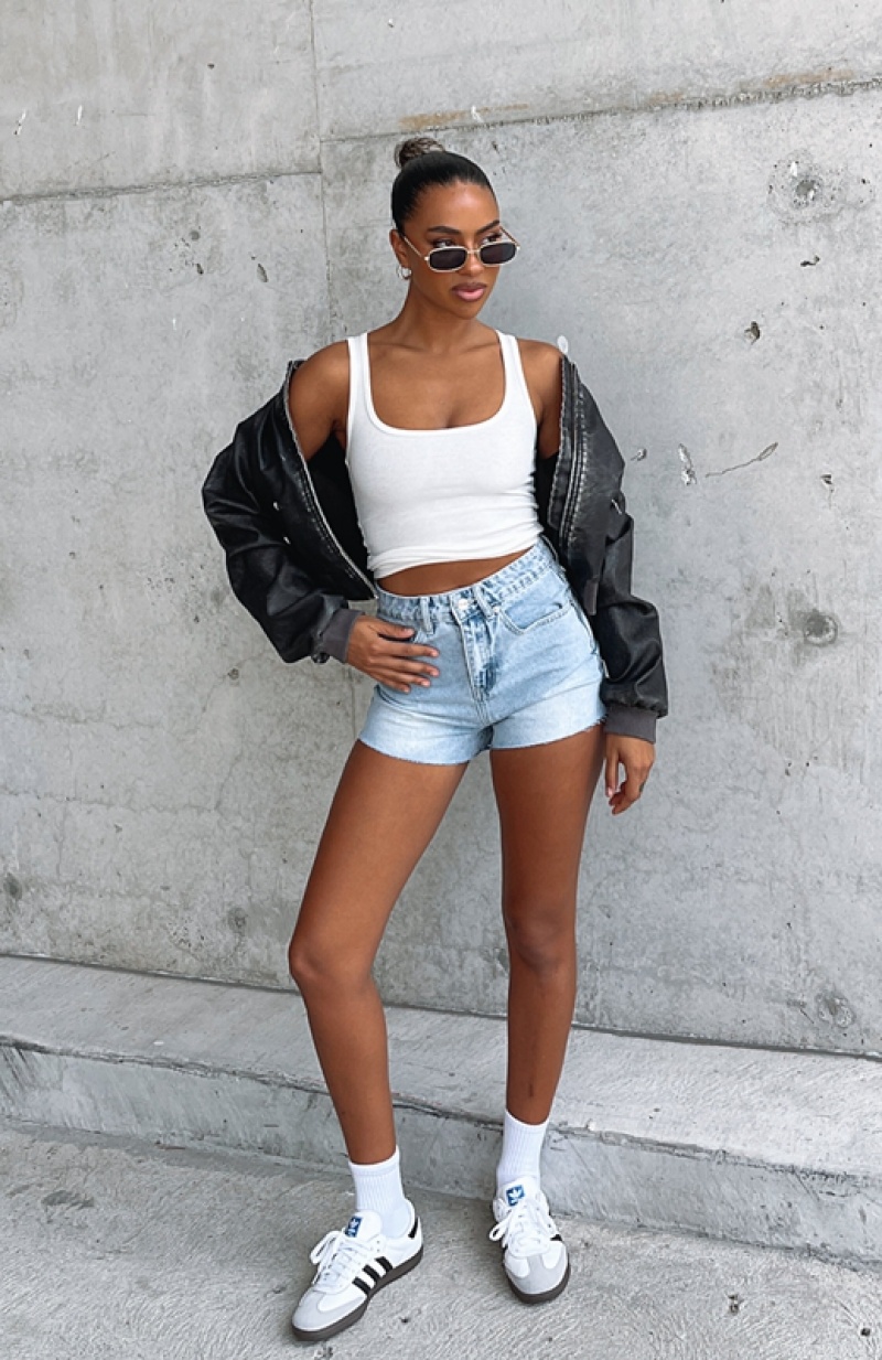 Blue White Fox Look Like That High Waisted Denim Women\'s Shorts | BULV-71526