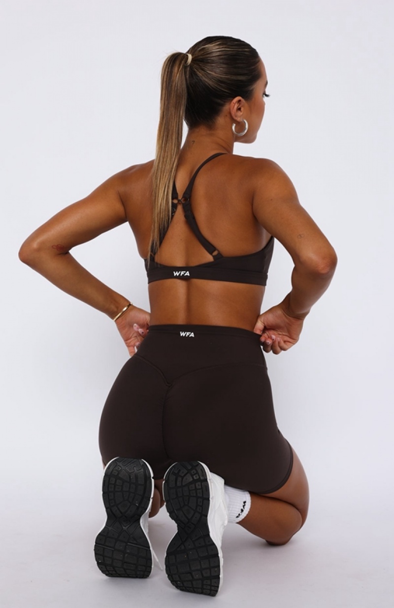 Chocolate White Fox Crunch Time Women's Sports Bra | VJXO-94637