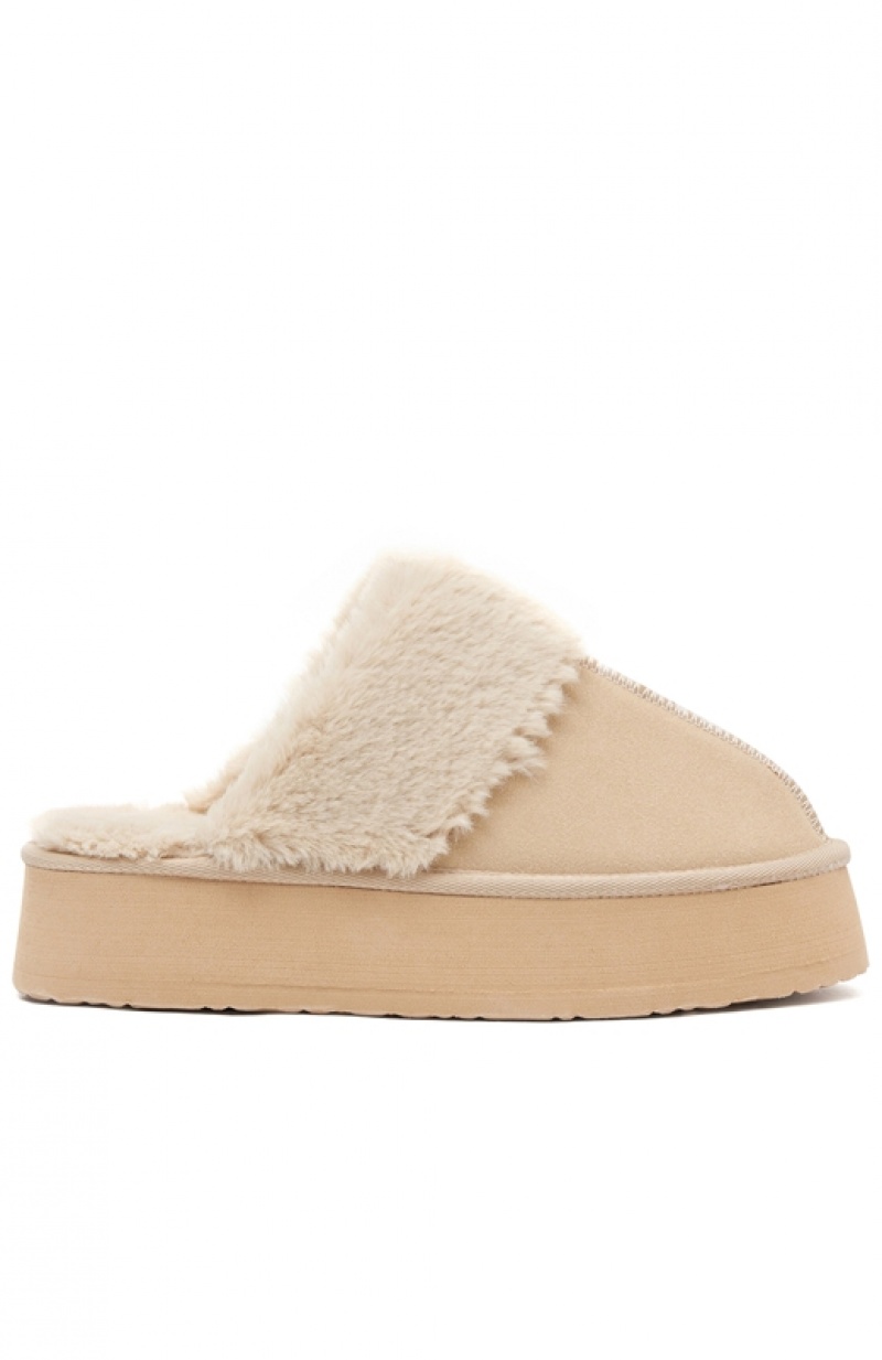 Cream White Fox Keep My Head High Women's Slides | DXUA-34792