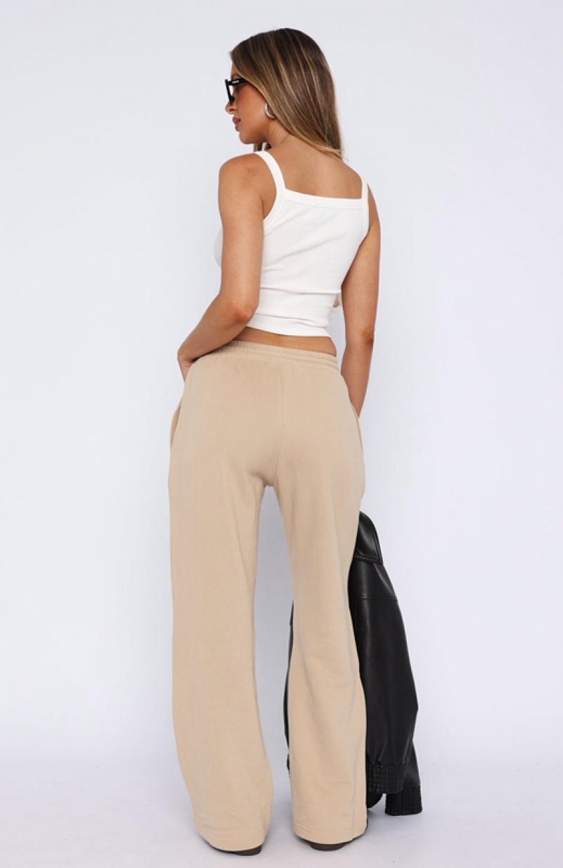 Cream White Fox You'd Love It Here Women's Sweatpants | CALX-24659