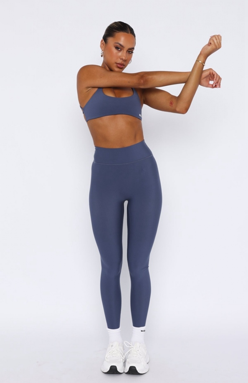 Grey White Fox Intensity Scrunch Women's Leggings | XVGD-15069