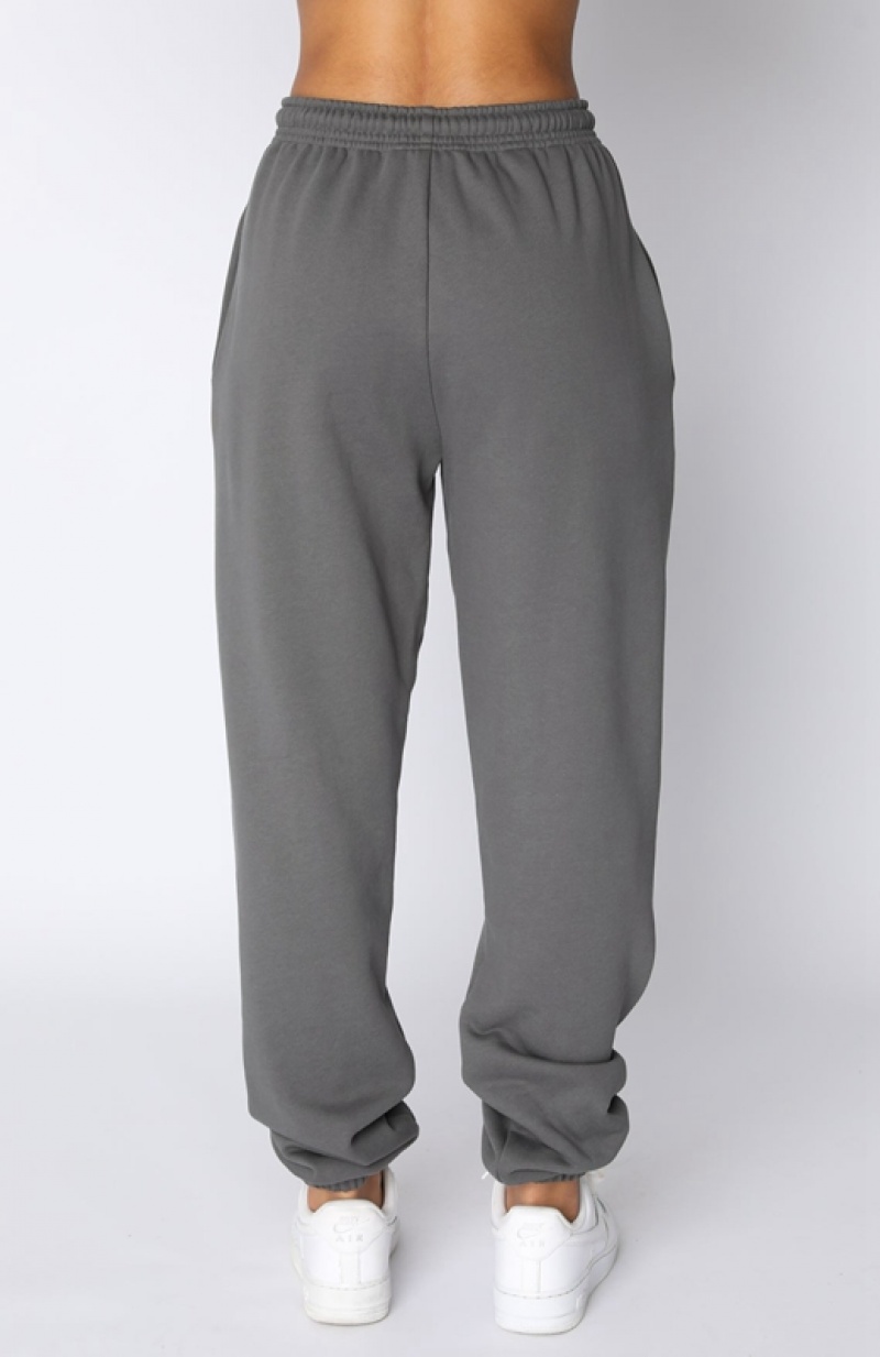 Grey White Fox Not An Issue Women's Sweatpants | IMHZ-34851