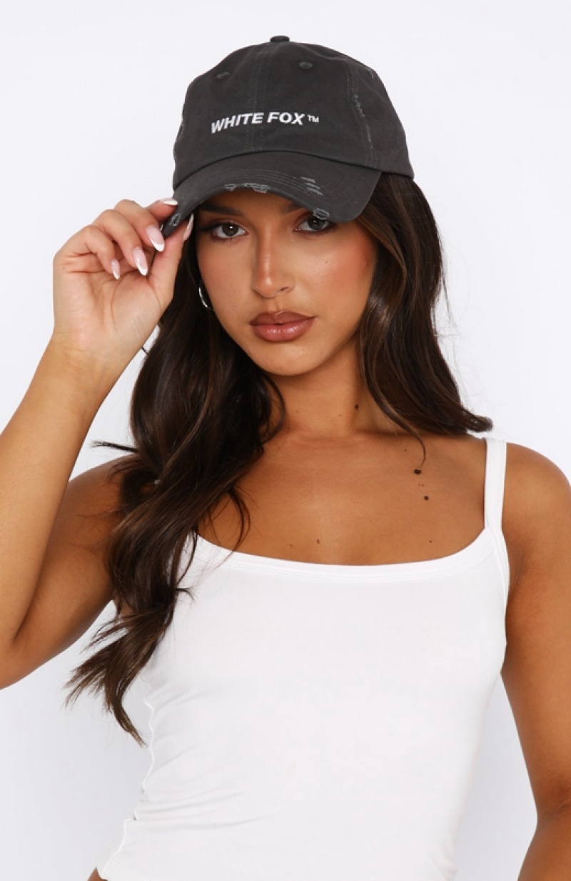 Grey White Fox Turn My Way Women's Hats | DGAL-20463