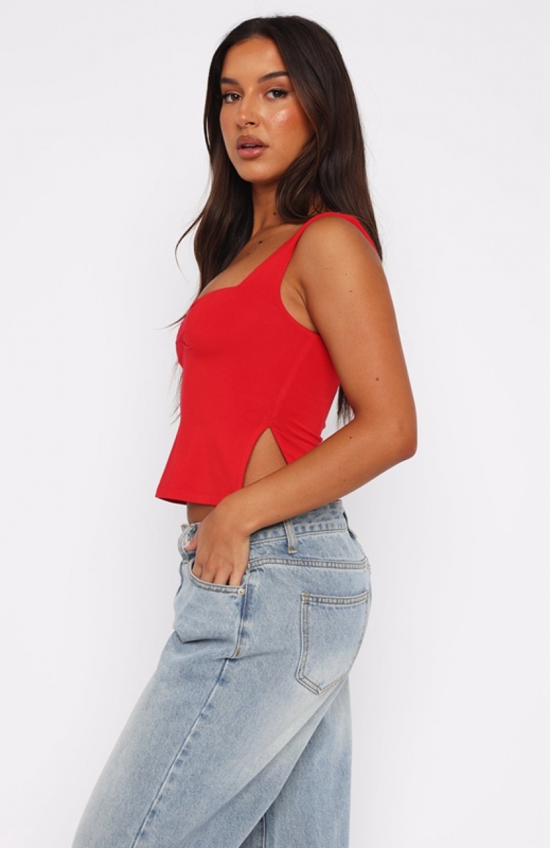 Red White Fox Taking Off Women's Tops | PDGQ-24689