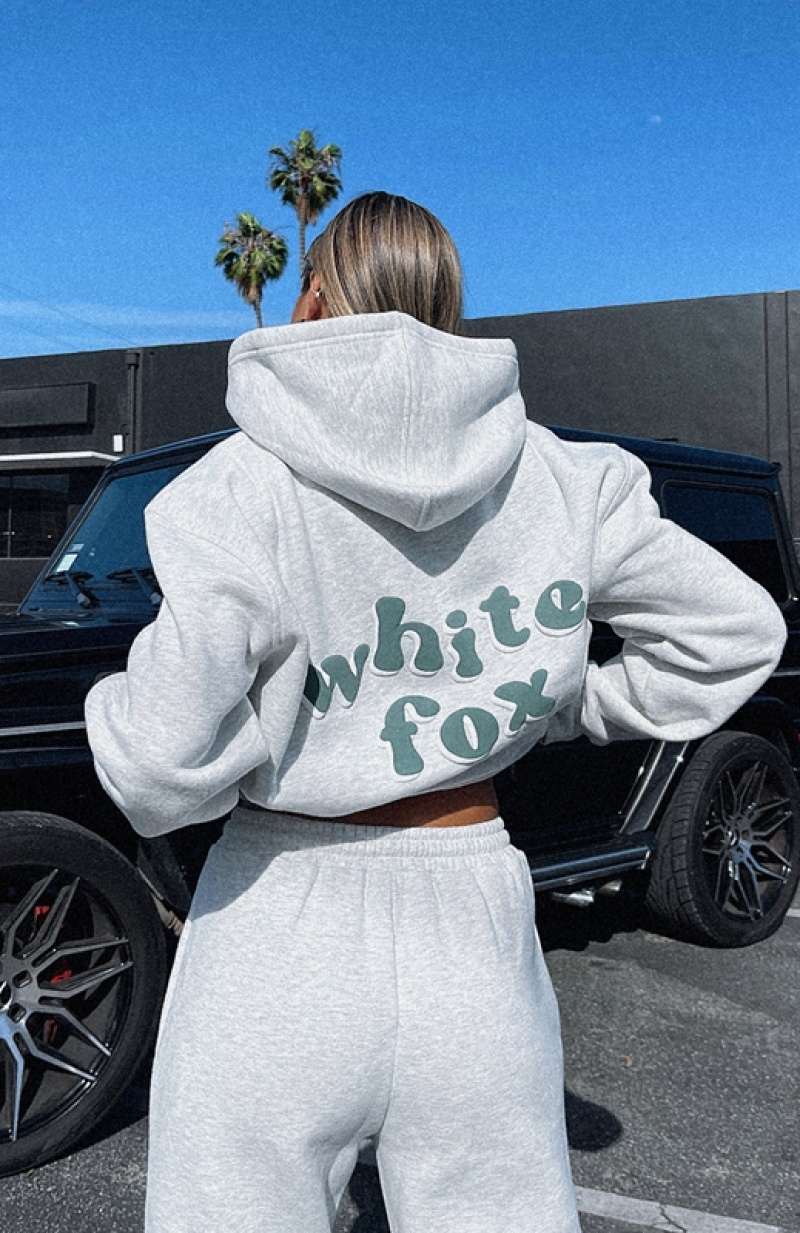 White White Fox 4th Edition Oversized Women\'s Hoodie | ZIOG-47659